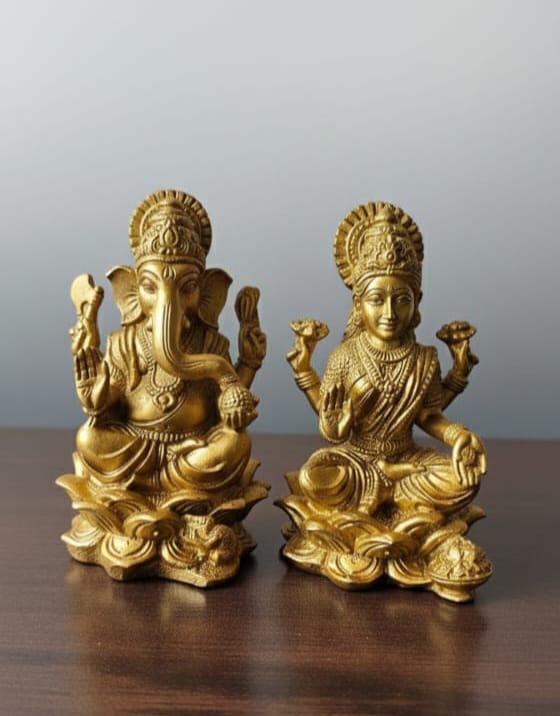 Beautiful Golden Laxmi Ganesh Idol Set – Perfect for Diwali, Puja & Gifting